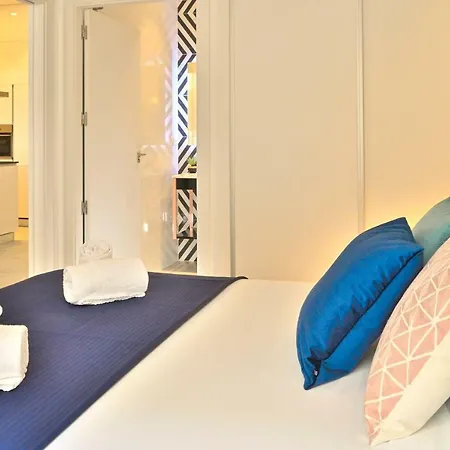 Myflats Luxury Downtown Apartmán *