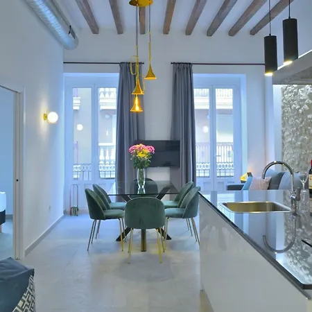 Apartmán Myflats Luxury Downtown
